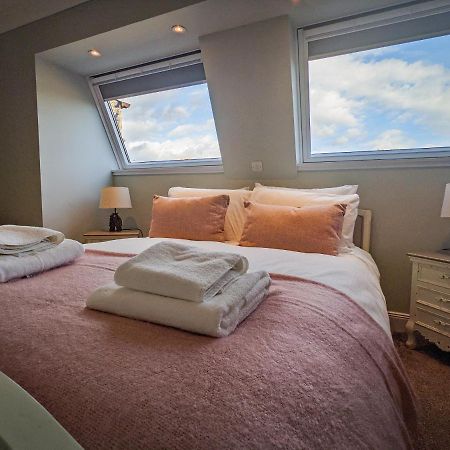 Beautiful Spacious Central Flat, Pitlochry Exteriör bild