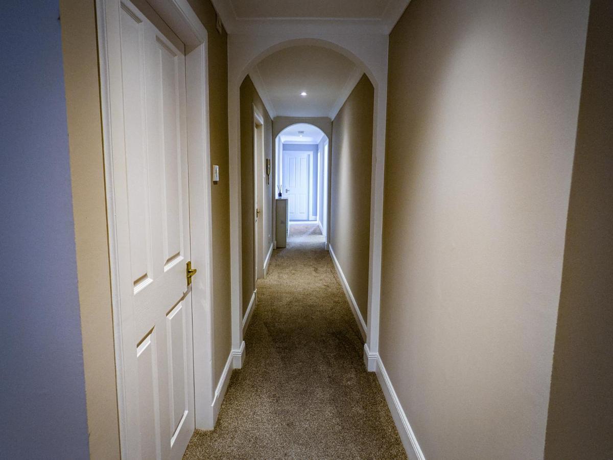 Beautiful Spacious Central Flat, Pitlochry Exteriör bild