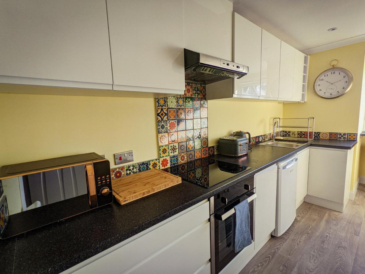 Beautiful Spacious Central Flat, Pitlochry Exteriör bild